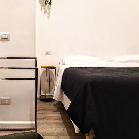 Nik 로마
